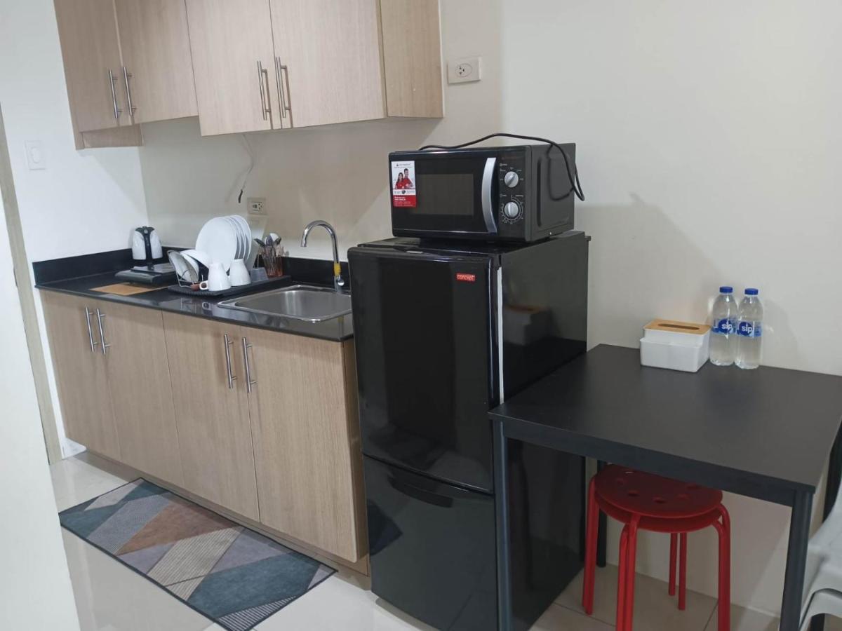 Breeze Residences - 1Br Unit With Balcony -Top Floor Manila Exterior photo